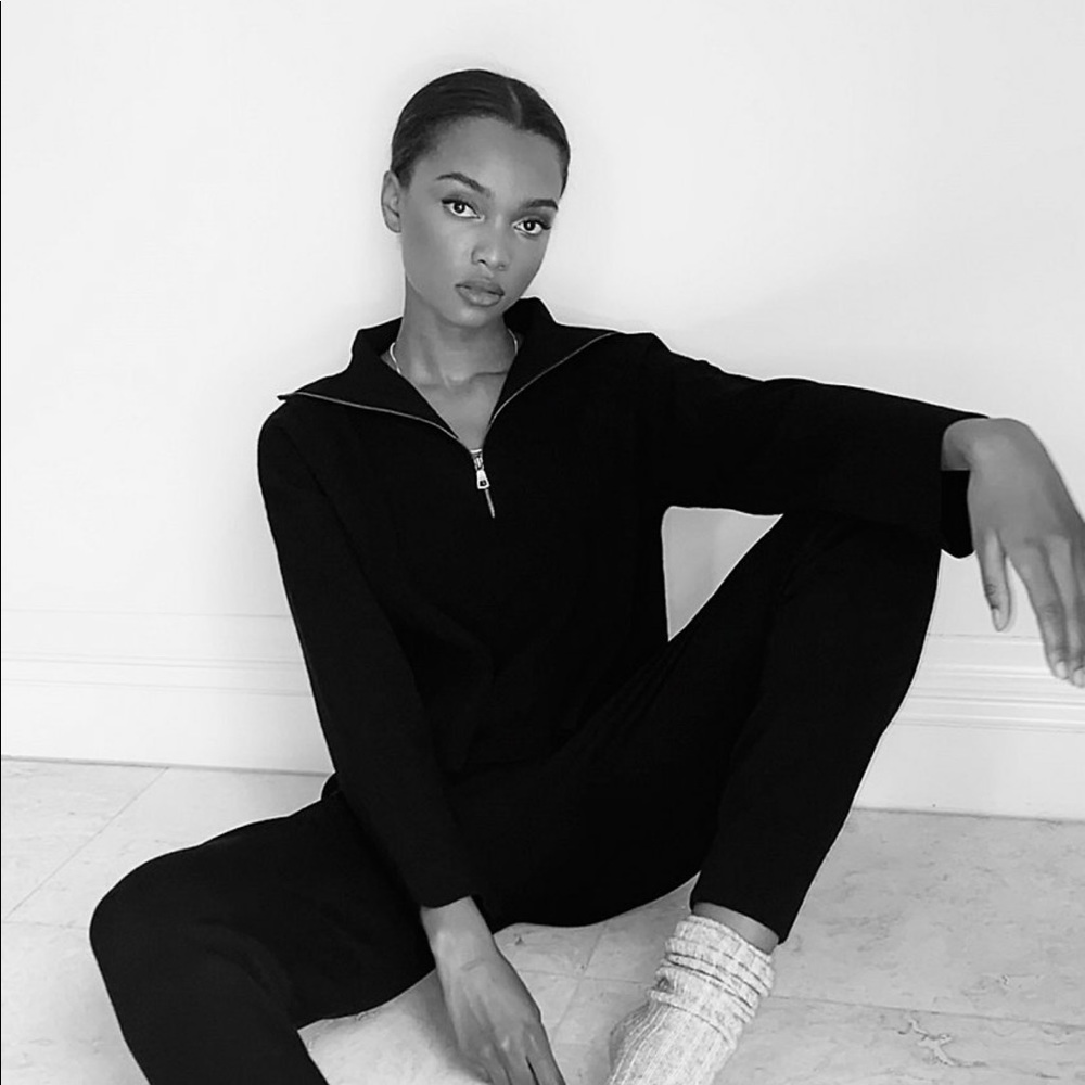 Rodin Sweater Aritzia Group by Babaton xxs
